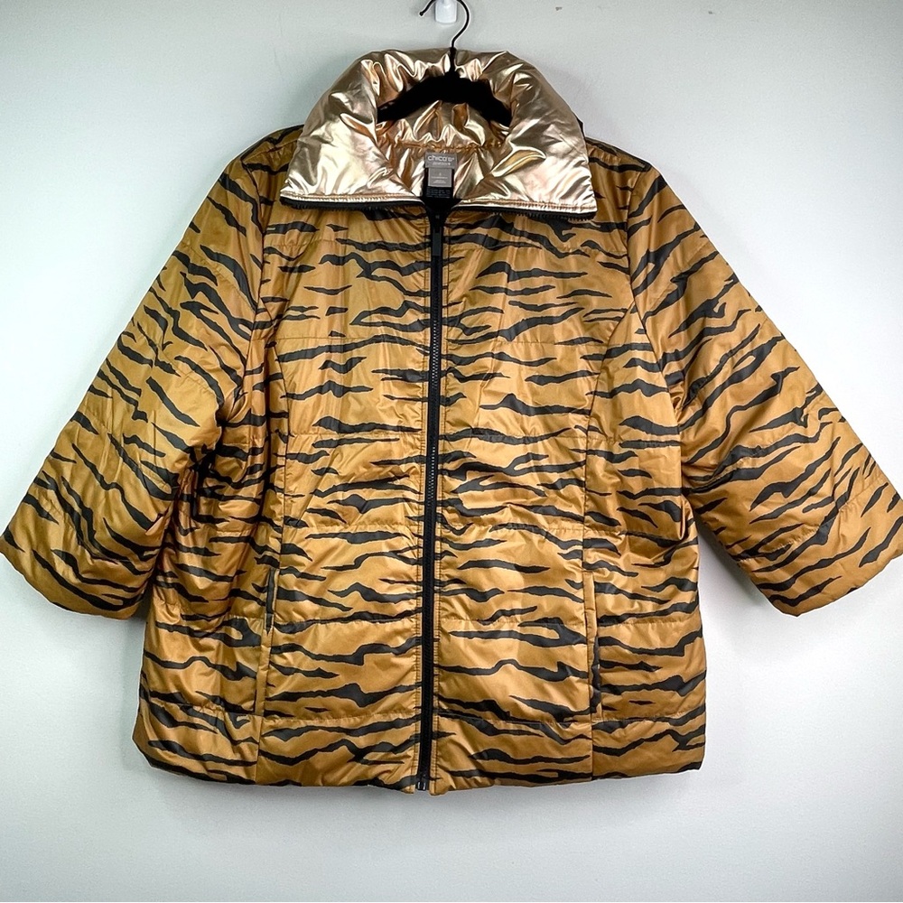 Chico’s Zenergy Reversible 3/4 Sleeve Lightweight Tiger Puffer Jacket Size